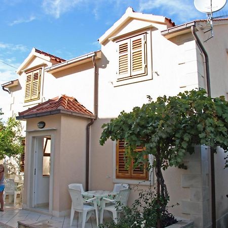 Apartments With A Parking Space Supetar, Brac - 6037 Екстериор снимка