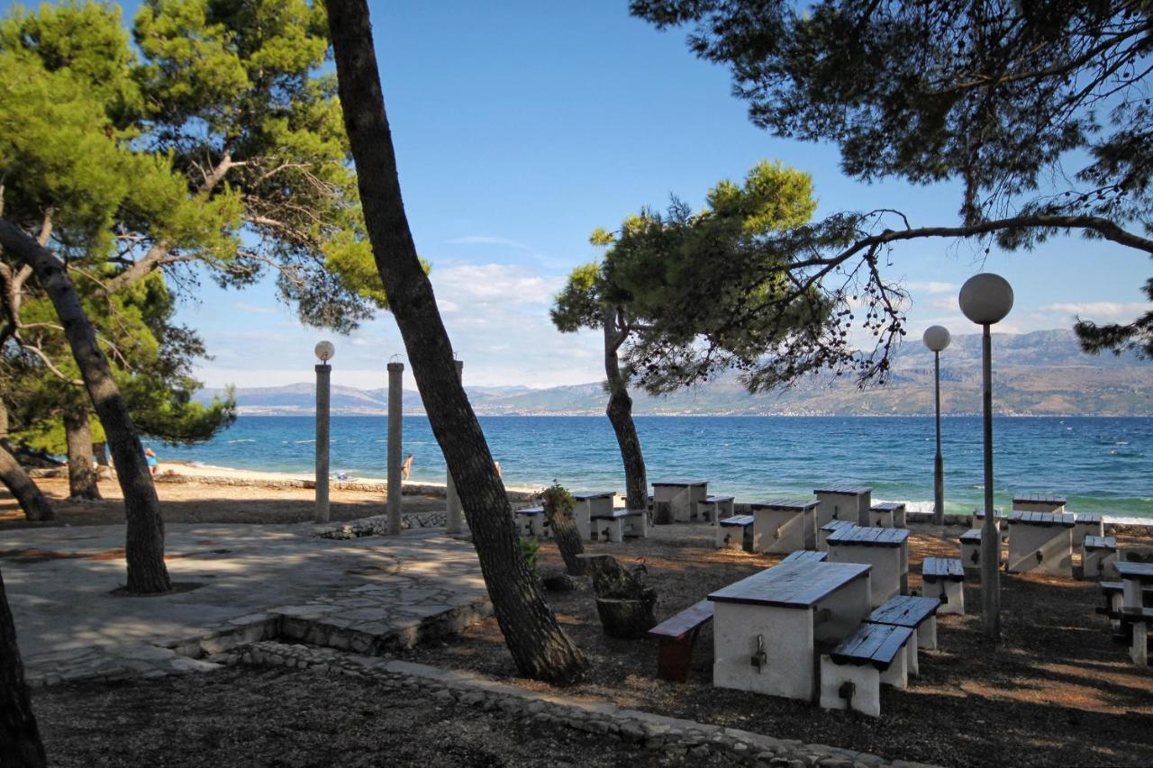 Apartments With A Parking Space Supetar, Brac - 6037 Екстериор снимка